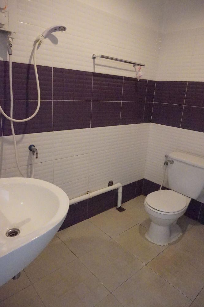 Blanco Room And Apartment Ao Nang Bagian luar foto